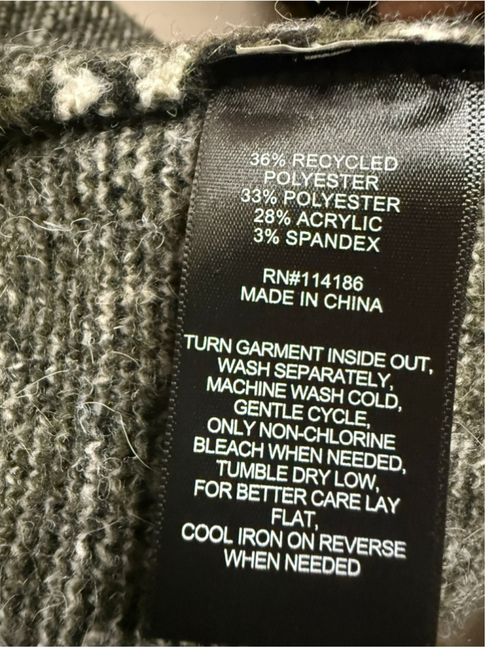 Women's Frye Olive & Black “Cozy Cardigan” Geometric Pattern Sweater Size S - Picture 5 of 6